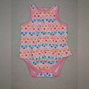Newborn onesie Pink Hearts